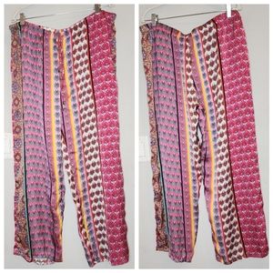 Josie Natori pink mulitcolored wideleg satin elastic waist pants.  Size Large